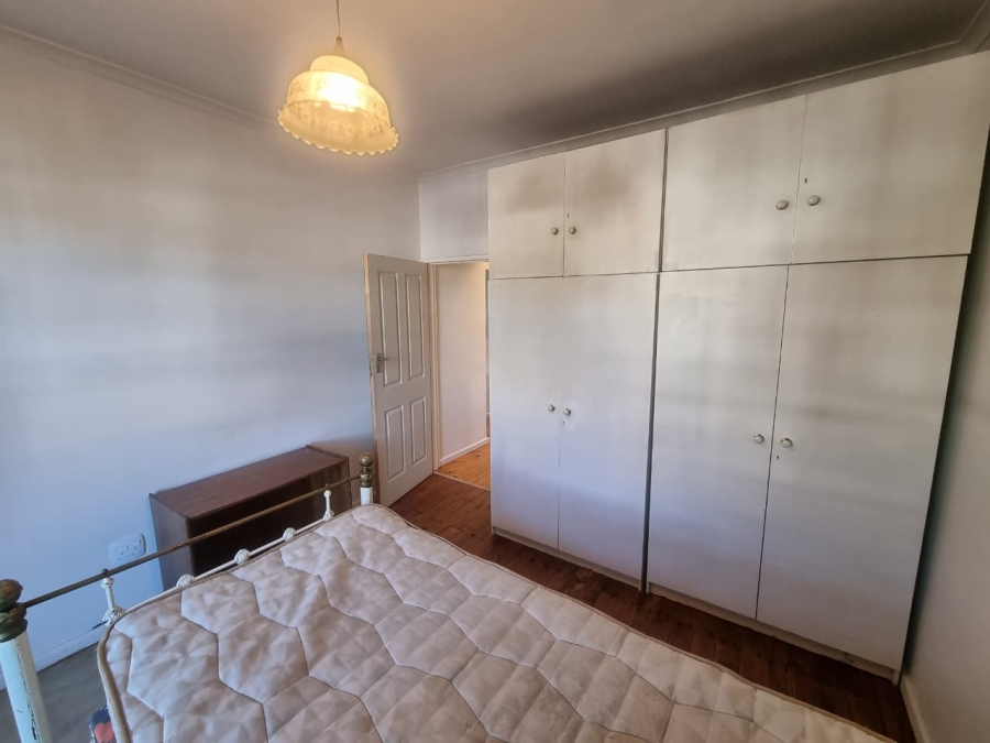 2 Bedroom Property for Sale in Claremont Western Cape